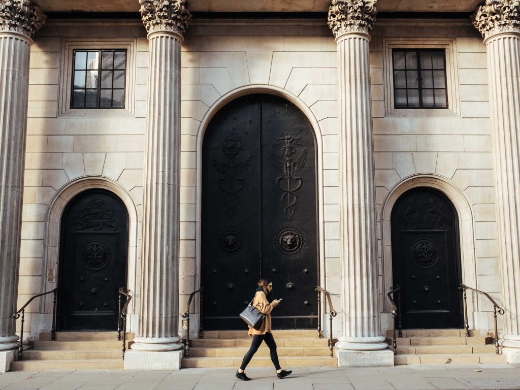 Does Digital Banking Apply to Small Banks?